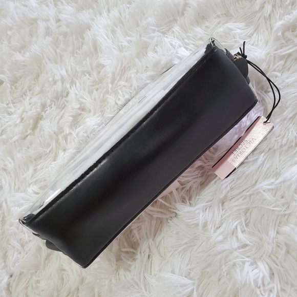 ♦️"KISS ME" "TEASE ME" "LOVE ME" Make-up Bag♦️ - Picture 2 of 5